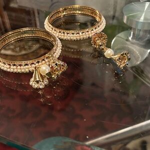 Elegant Gold and Pearl Women's Bangles